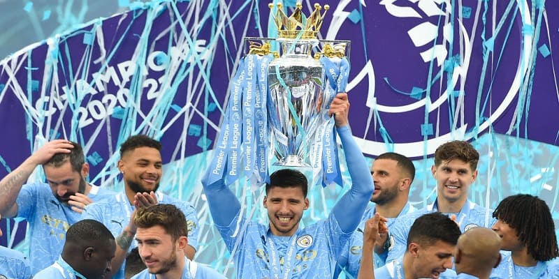 Trung vệ Dias có nhiều đóng góp cho thành công của Man City